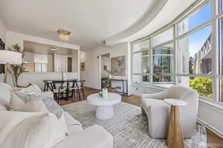 Photo #4: 425004276 Listing 