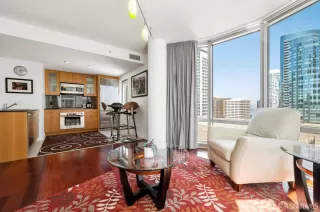 Photo #4: 425004585 Listing 