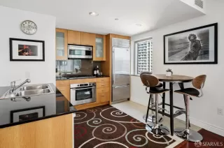 Photo #6: 425004585 Listing 