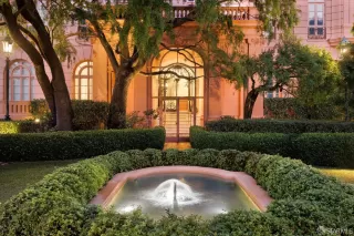 Photo #4: 425004818 Listing