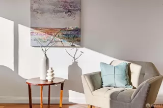 Photo #5: 425005331 Listing