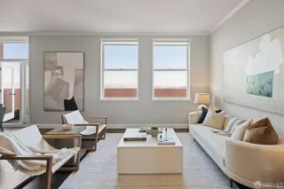 Photo #4: 425005421 Listing 