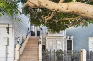 Photo #2: 425005586 Listing
