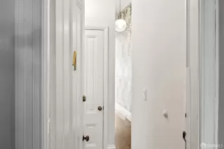 Photo #3: 425005586 Listing