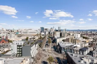 Photo #3: 425006200 Listing