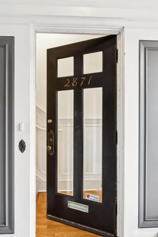 Photo #3: 425006334 Listing