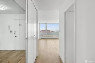 Photo #2: 425006399 Listing