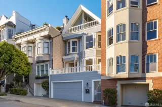 Photo #2: 425007027 Listing 