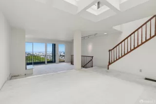 Photo #3: 425007322 Listing 