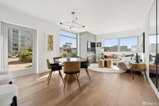 Photo #3: 425007682 Listing 