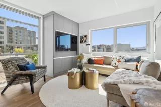 Photo #4: 425007682 Listing 