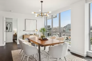 Photo #6: 425007732 Listing