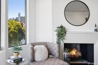 Photo #6: 425007811 Listing