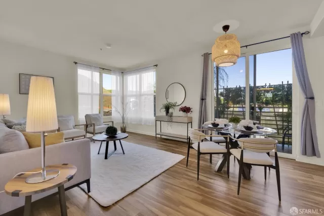 MLS: 425008060 Condo For Sale