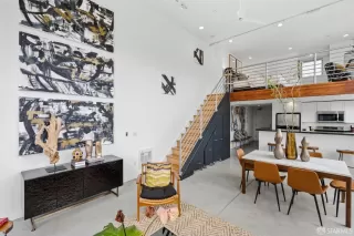 More Details about MLS # 425008159 : 1325 INDIANA STREET #202