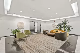 Photo #3: 425008201 Listing