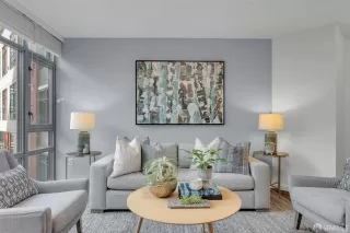 Photo #3: 425008341 Listing 