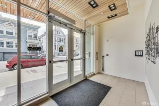 Photo #4: 425008611 Listing 