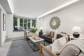 Photo #6: 425008939 Listing