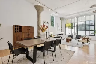 Photo #6: 425009141 Listing