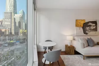 Photo #4: 425009447 Listing