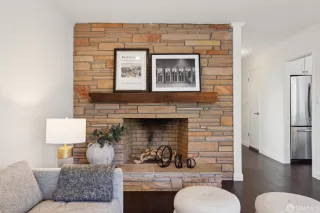 Photo #5: 425009470 Listing 