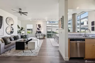 Photo #2: 425009497 Listing 