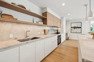 Photo #6: 425009676 Listing 