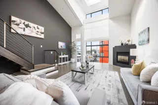 Photo #4: 425009917 Listing 