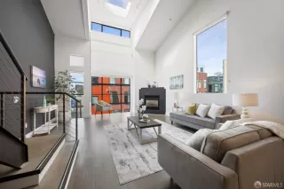 Photo #5: 425009917 Listing 