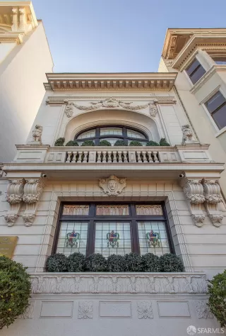 Photo #3: 425010464 Listing