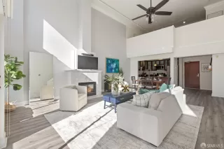 Photo #5: 425010512 Listing