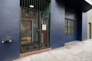 Photo #2: 425010766 Listing