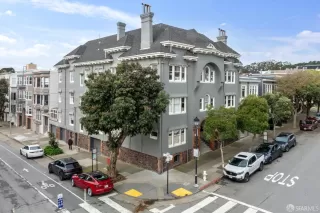 Photo #1: 425010946 Listing 