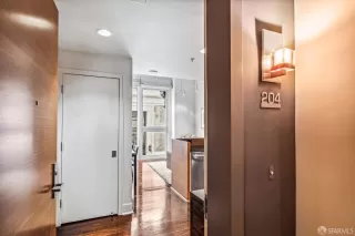 Photo #3: 425011178 Listing