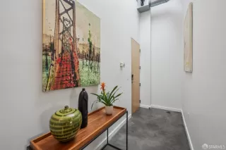 Photo #2: 425011379 Listing