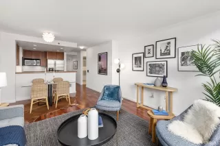 Photo #3: 425011952 Listing