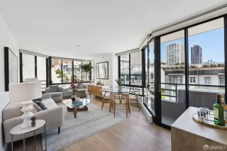 Photo #1: 425011965 Listing 