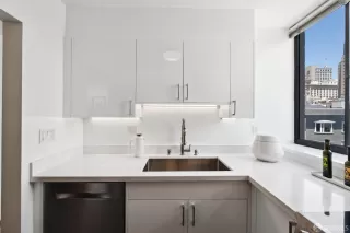 Photo #6: 425011965 Listing 