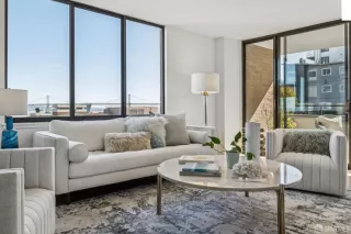 Photo #6: 425012231 Listing