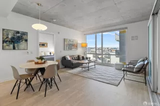 Photo #1: 425012528 Listing 