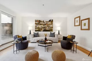 Photo #2: 425012721 Listing 