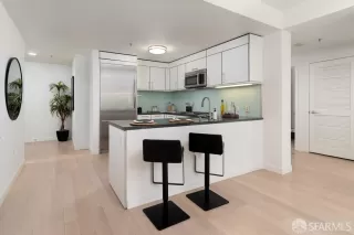 Photo #6: 425013709 Listing 