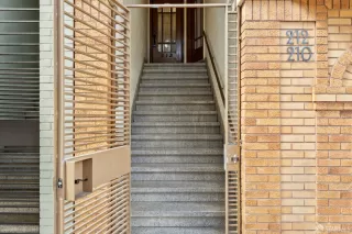 Photo #3: 425013967 Listing 