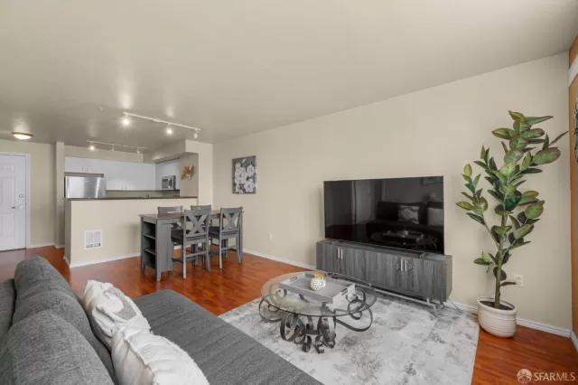 MLS: 425014056 Condo For Sale