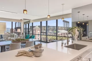 Photo #6: 425014145 Listing