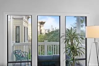 Photo #5: 425014315 Listing