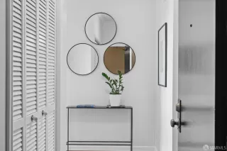 Photo #6: 425014315 Listing