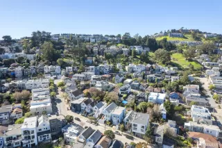 Photo #6: 425014568 Listing