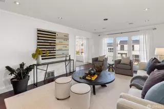 Photo #4: 425014757 Listing 